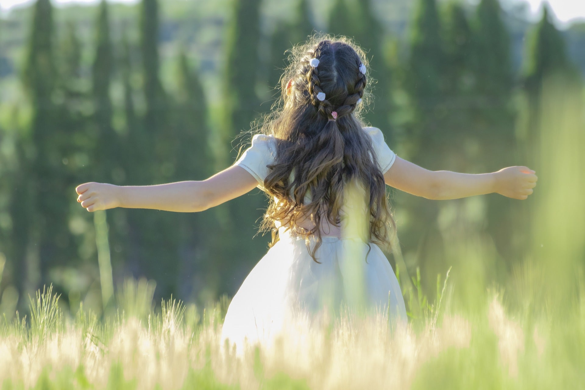 What is a Communion Dress? Everything You Need to Know!